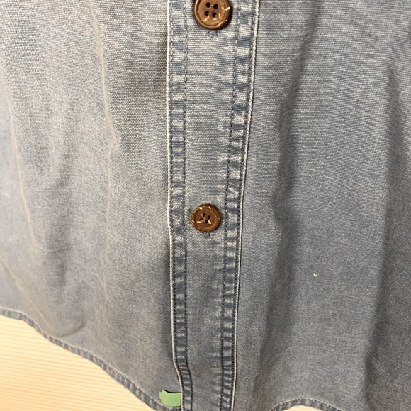 Clear Water Outfitters blue chambray button up men’s shirt size Large - Picture 7 of 10